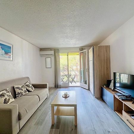 Studio Bord De Mer Boulouris A Saint Raphael Экстерьер фото